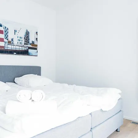 Cool 1-bed W. Private Terrace 公寓 *