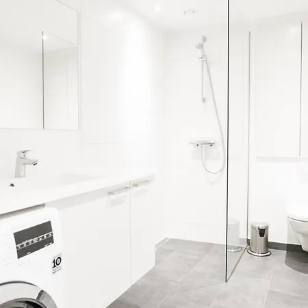 Cool 1-bed W. Private Terrace 公寓